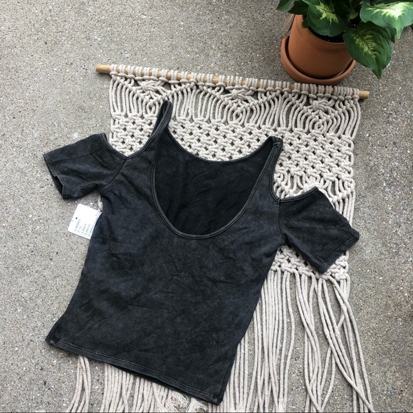 New Urban Outfitters Ecoté Crop Top Size Small - Picture 4 of 4